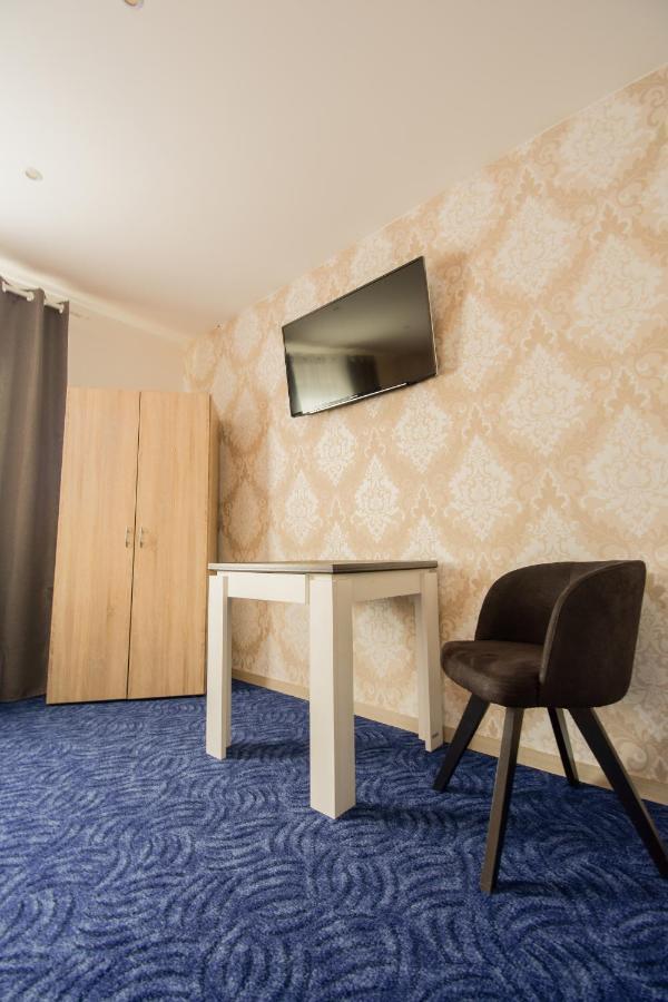 Mainzimmer - Business Apartments Hasloch  Extérieur photo