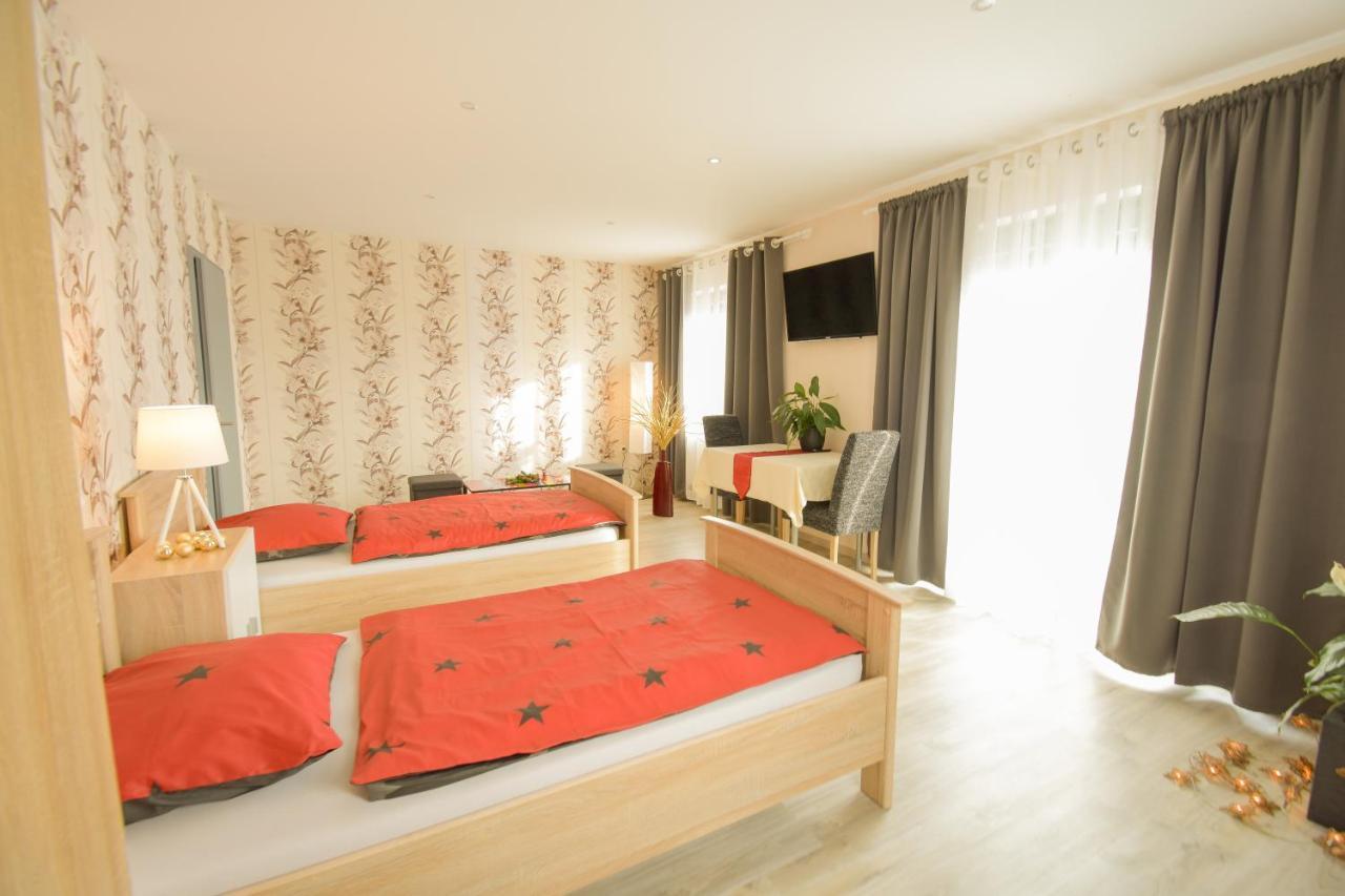 Mainzimmer - Business Apartments Hasloch  Extérieur photo