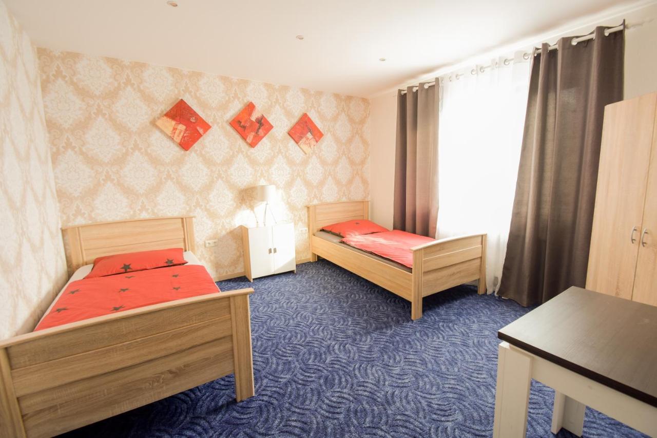 Mainzimmer - Business Apartments Hasloch  Extérieur photo
